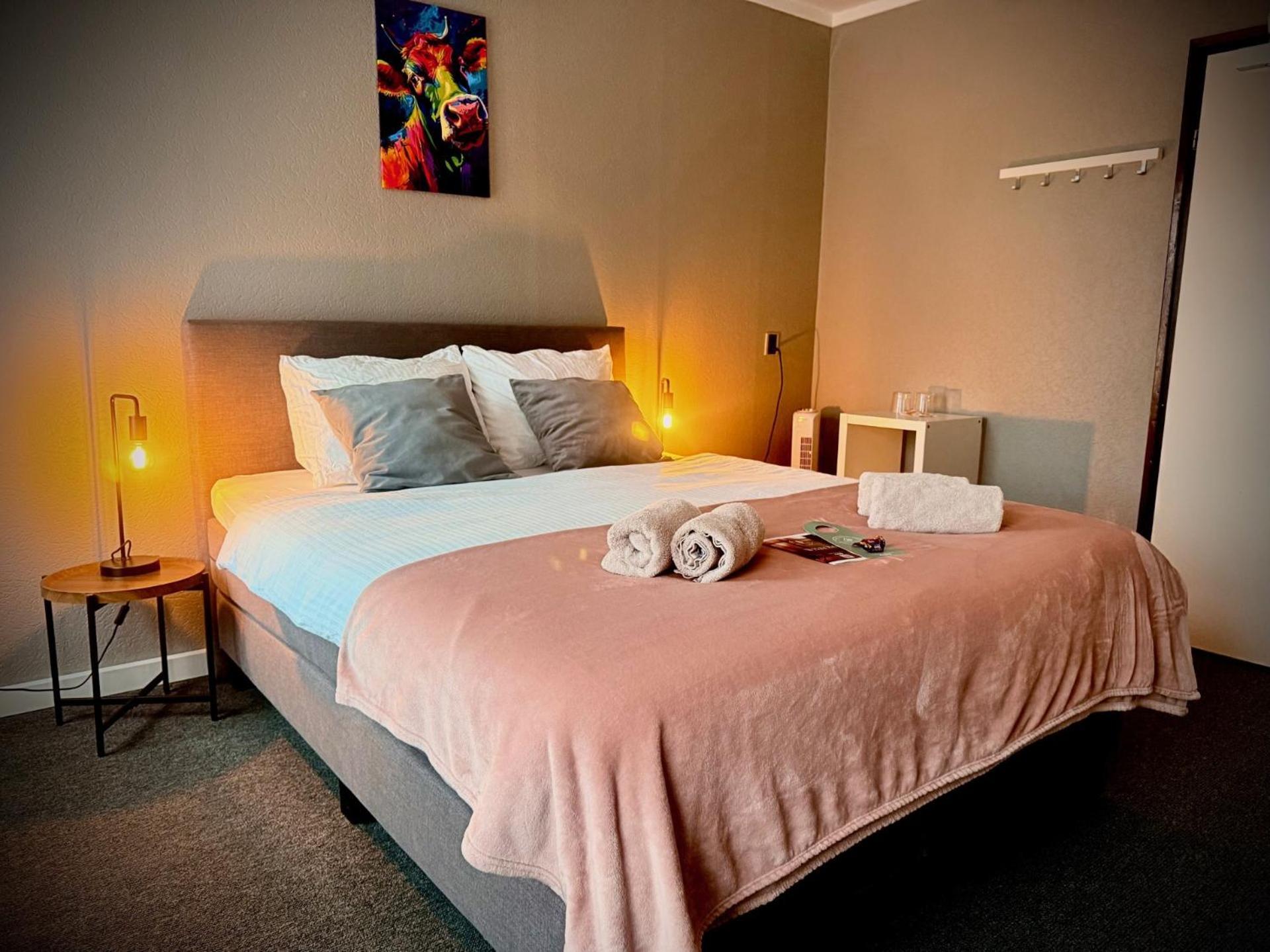 Hotel Restaurant 'T Ronde Loegh Winschoten Bagian luar foto