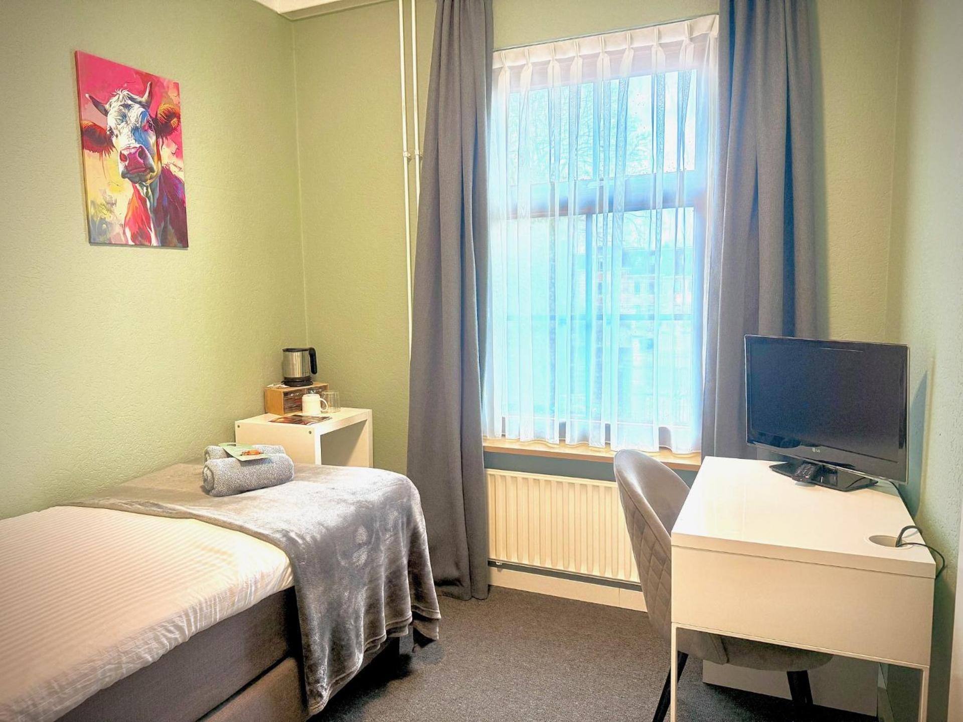 Hotel Restaurant 'T Ronde Loegh Winschoten Bagian luar foto